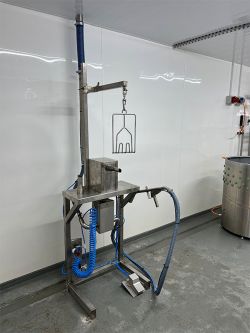 Integrated Vacuum EV Station image